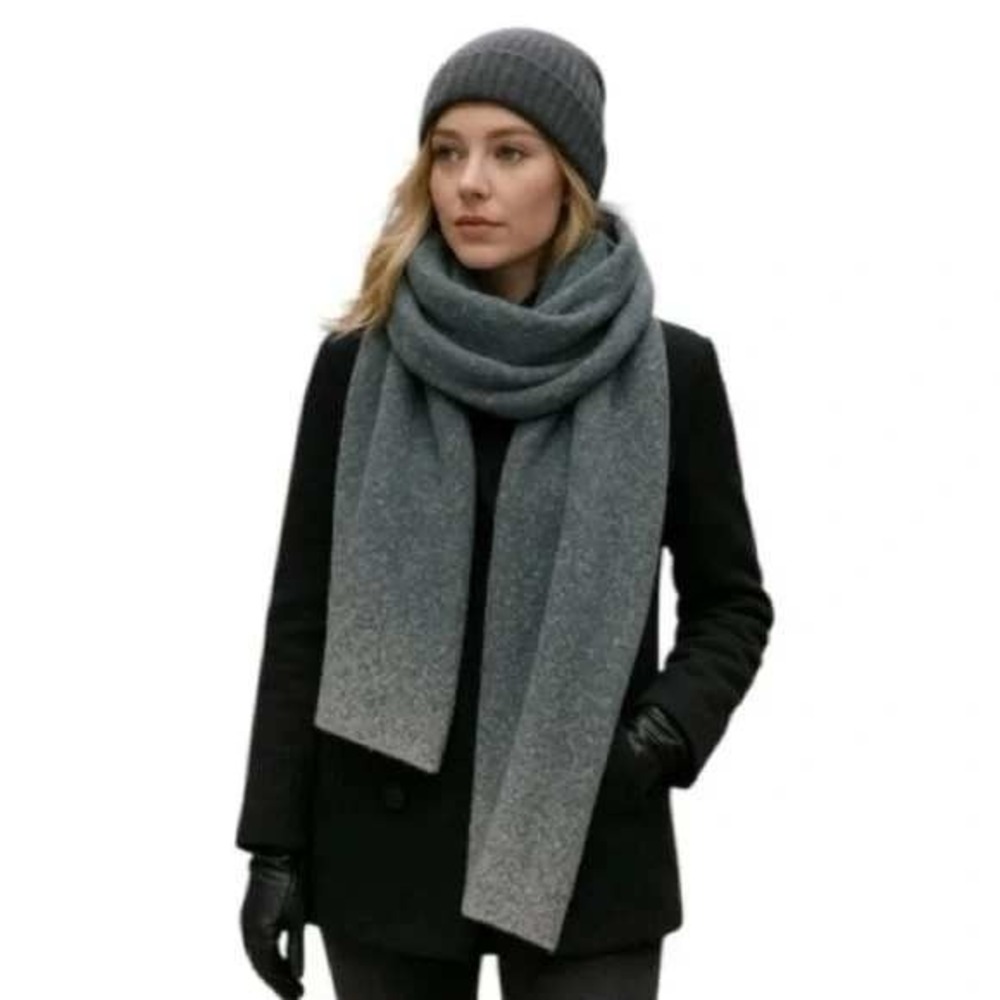 NWT Barefoot Dreams CozyChic Lite Confetti Scarf Smokey Green Fog Gray One Size